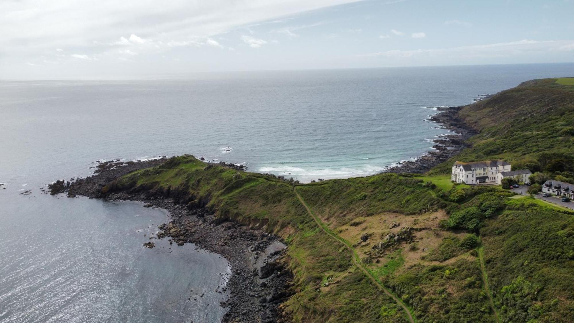 Journeys End With Stunning Sea Views From The Headland Villa Coverack Dış mekan fotoğraf
