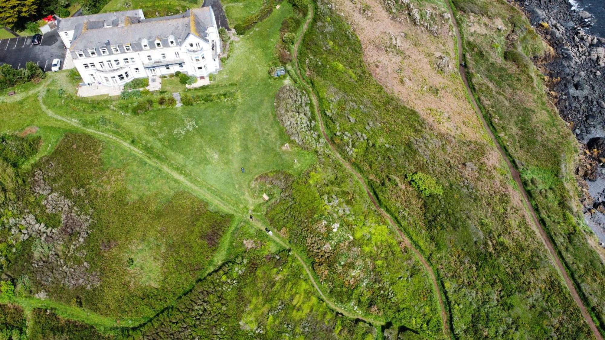 Journeys End With Stunning Sea Views From The Headland Villa Coverack Dış mekan fotoğraf