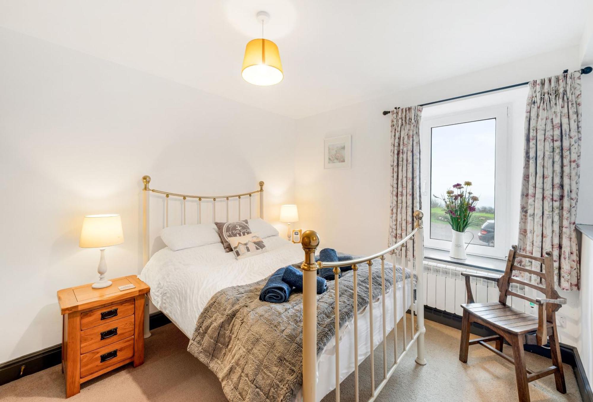 Journeys End With Stunning Sea Views From The Headland Villa Coverack Dış mekan fotoğraf
